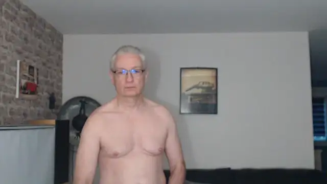 Snapshot of Goduleur69 chatting on 10-29-25, 04:09 Goduleur69 online show from 10-29-25, 04:09