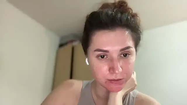 Foxy and classy online show from 01-19-25, 03:53