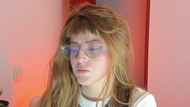 Snapshot of tekila__ chatting on 06-20-26, 12:14 tekila online show from 06-20-26, 12:14