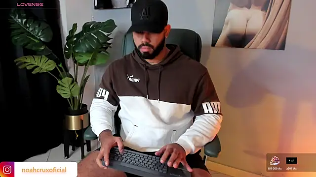 noah crux online show from 12-05-25, 09:00