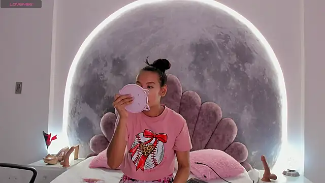 Valeria Fitness online show from 03-25-26, 08:37