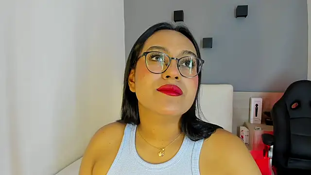 ellamontoya online show from 01-04-25, 04:12
