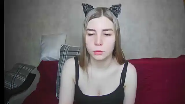 ElllaNuar online show from 03-06-25, 03:57