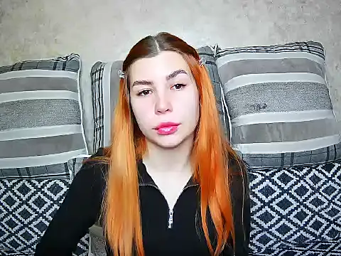 ElllaNuar online show from 09-15-25, 04:45