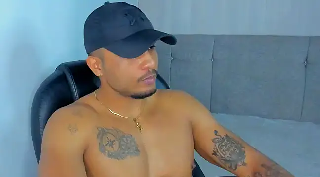 Snapshot of Mateo_Reales chatting on 03-13-25, 08:59 Mateo Reales online show from 03-13-25, 08:59