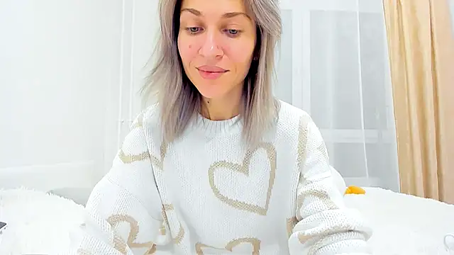 Mona Cruz online show from 02-05-25, 08:25