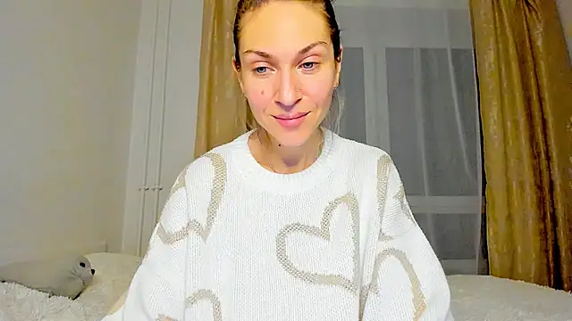 Mona Cruz online show from 03-15-25, 07:16