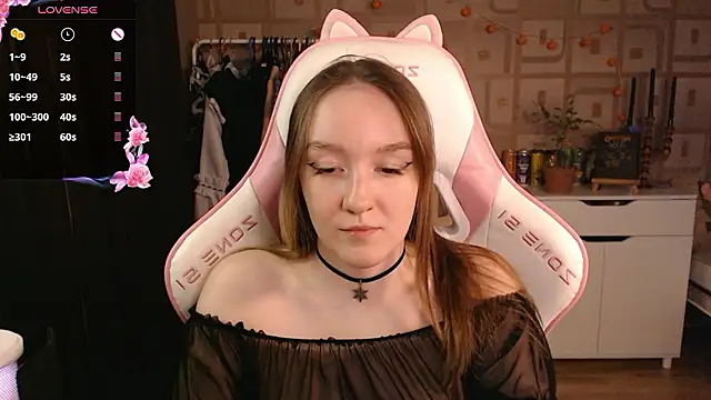 MoonlishSiren online show from 12-06-24, 09:13