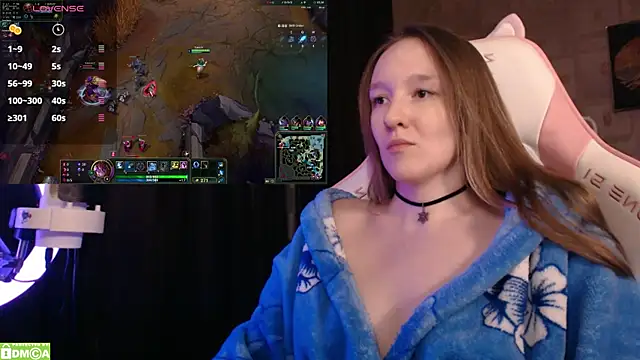 MoonlishSiren online show from 03-02-25, 09:11