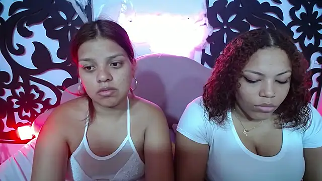 Snapshot of your_little_naughty1 chatting on 11-03-25, 12:35 your little naughty1 online show from 11-03-25, 12:35