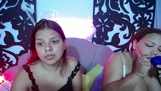 Snapshot of your_little_naughty1 chatting on 11-05-25, 02:33 your little naughty1 online show from 11-05-25, 02:33