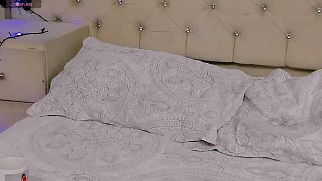 Snapshot of MelodyBliss chatting on 11-06-25, 05:41 MelodyBliss online show from 11-06-25, 05:41