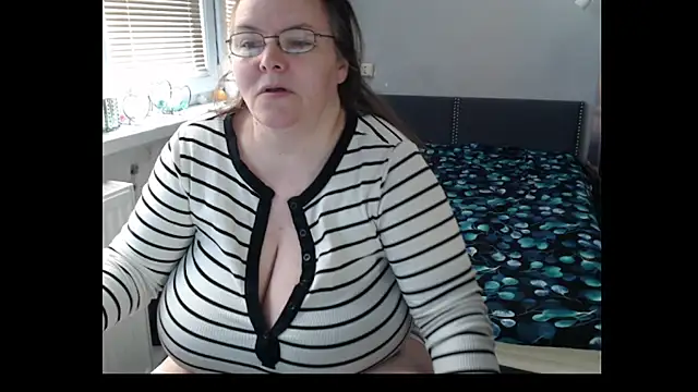 Sweetboobs online show from 05-03-26, 08:31