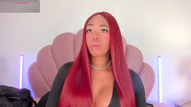 Nicole Paradise online show from 05-08-26, 01:05