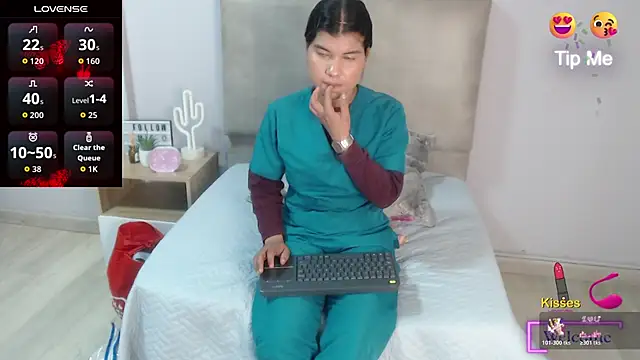 Snapshot of SophiaMeyerst chatting on 04-30-26, 06:14 SophiaMeyerst online show from 04-30-26, 06:14