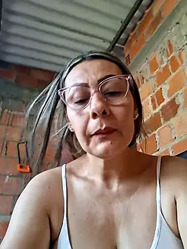 Mia-funny20 online show from 05-10-26, 08:14