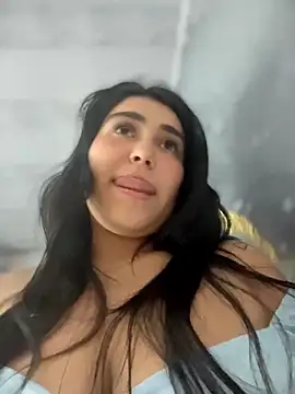 Snapshot of emma__cute__ chatting on 03-15-26, 11:27 emma cute online show from 03-15-26, 11:27