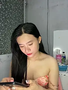 Ana-bigboobs online show from 11-05-25, 04:45