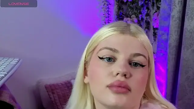 JosephineBlairs online show from 05-22-26, 03:02