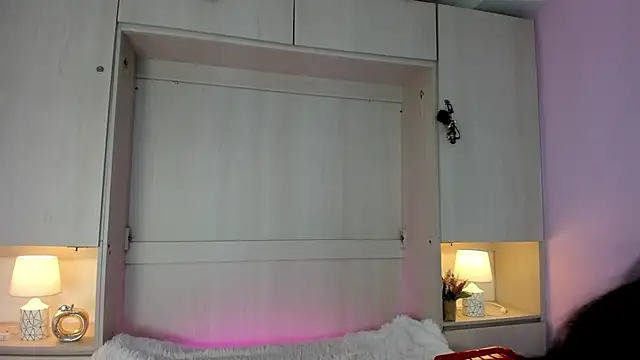 valerymeyerr online show from 10-17-25, 04:15