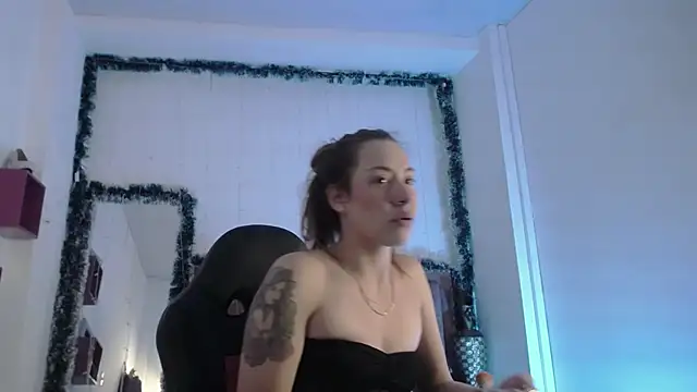 alejandrafitt online show from 12-06-24, 08:29