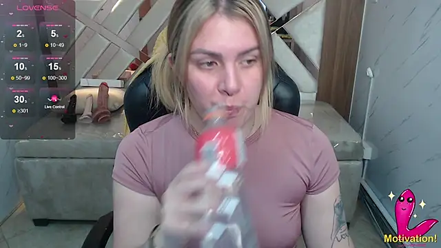Paula b  online show from 06-17-26, 12:50
