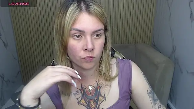 Paula b  online show from 06-25-26, 01:15