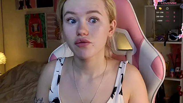 LexieLoree online show from 02-05-25, 03:34