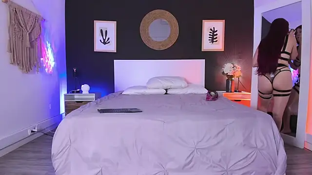 VioletPaket online show from 09-24-25, 11:24