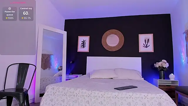 Snapshot of VioletPaket chatting on 03-15-26, 12:55 VioletPaket online show from 03-15-26, 12:55