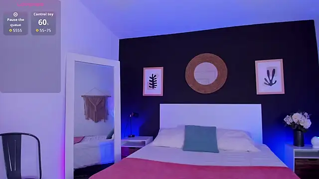 Snapshot of VioletPaket chatting on 03-21-26, 12:54 VioletPaket online show from 03-21-26, 12:54