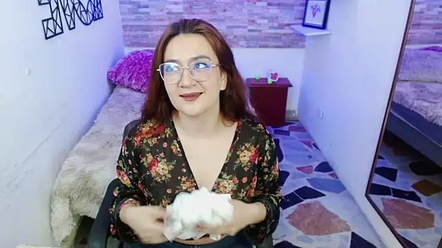 Snapshot of lilyponce_ chatting on 05-14-26, 08:15 lilyponce online show from 05-14-26, 08:15