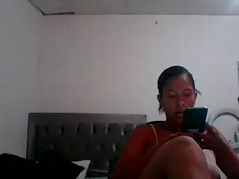 Kitra New online show from 03-08-25, 03:13