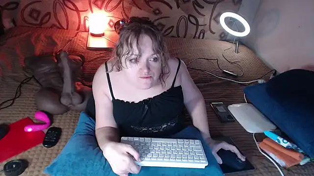 MiniNatalie online show from 01-23-25, 08:35