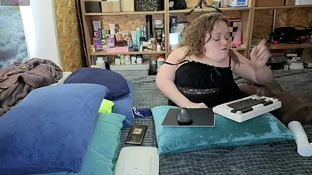 MiniNatalie online show from 02-01-26, 06:12