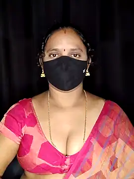 Snapshot of vintage-vibs chatting on 02-12-26, 06:25 vintage-vibs online show from 02-12-26, 06:25