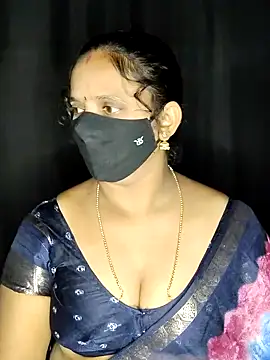 Snapshot of vintage-vibs chatting on 02-20-26, 06:52 vintage-vibs online show from 02-20-26, 06:52