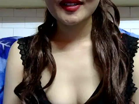 Has Ke Dungi online show from 12-24-24, 02:21