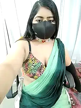 Snapshot of SHUBHI880 chatting on 01-18-25, 09:02 SHUBHI880 online show from 01-18-25, 09:02
