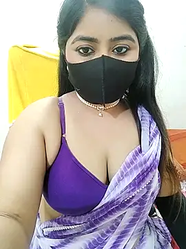 Snapshot of SHUBHI880 chatting on 03-21-25, 06:18 SHUBHI880 online show from 03-21-25, 06:18