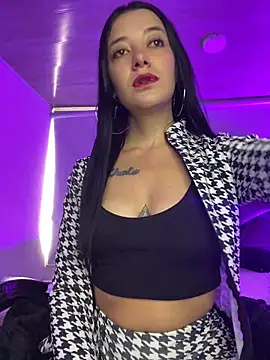 Isabella 21x online show from 06-04-26, 12:55
