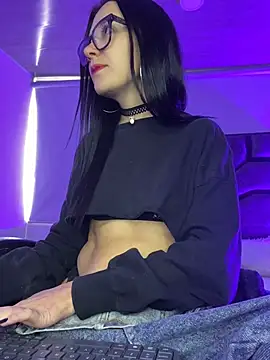 Isabella 21x online show from 06-25-26, 12:53