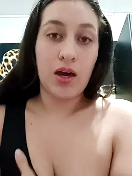 dulccemaria24 online show from 03-18-25, 02:15