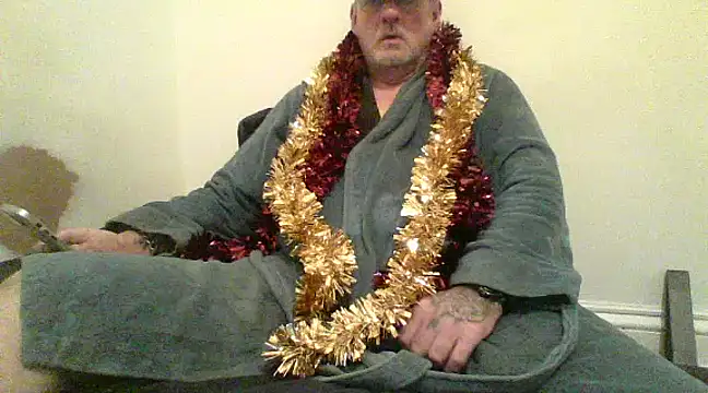 oldenglishguy online show from 12-25-24, 06:31
