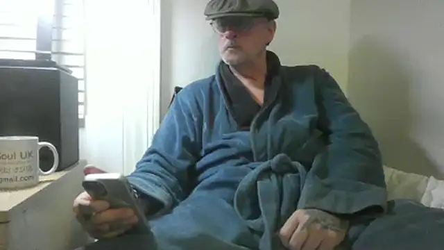 oldenglishguy online show from 03-16-26, 07:51