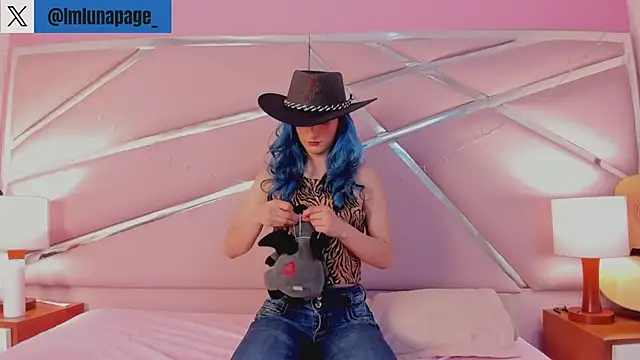 Lunapage online show from 02-26-25, 04:14