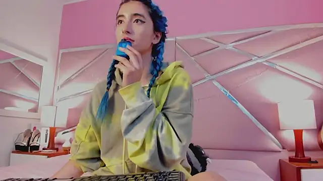 Lunapage online show from 03-10-25, 04:14