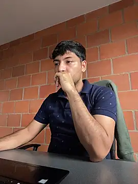 Snapshot of Pauldiazz chatting on 03-11-25, 08:42 Pauldiazz online show from 03-11-25, 08:42