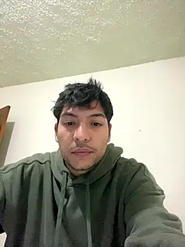 Snapshot of Pauldiazz chatting on 10-07-25, 10:29 Pauldiazz online show from 10-07-25, 10:29
