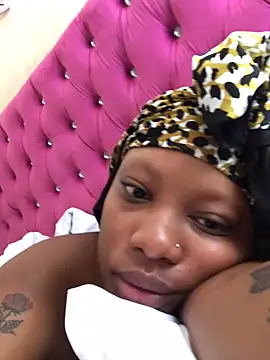 Miss Moriah online show from 02-25-25, 07:42